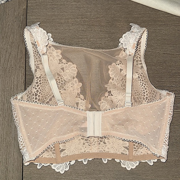 Victoria Secret Dream Angel 36D Bra - Picture 3 of 4